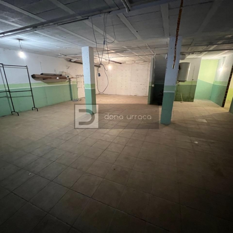 CASA EN ALQUILER EN TOMIÑO CON 900 M² DE PARCELA | 800 €/MES
