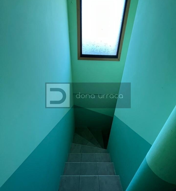 CASA EN ALQUILER EN TOMIÑO CON 900 M² DE PARCELA | 800 €/MES