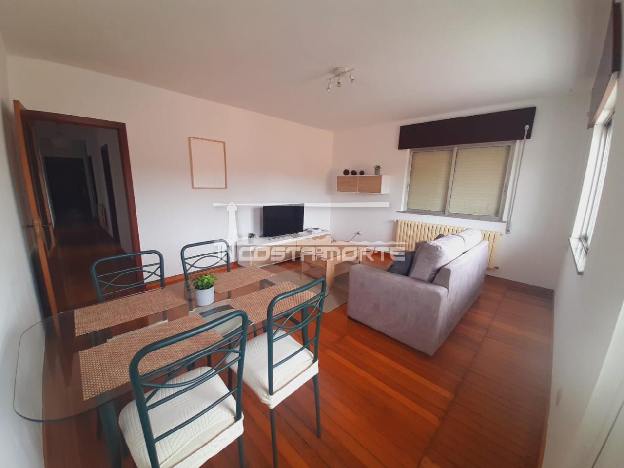 Tu nuevo hogar en Pino de Val, Mazaricos, te está esperando