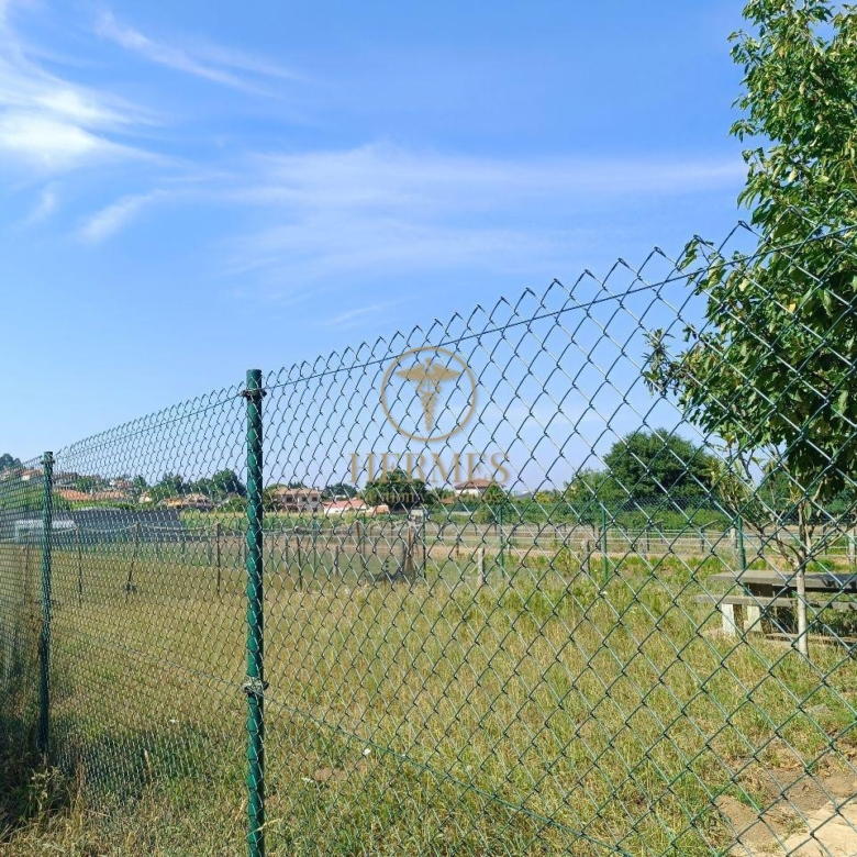 Se vende finca rustica a 1 km de Tui