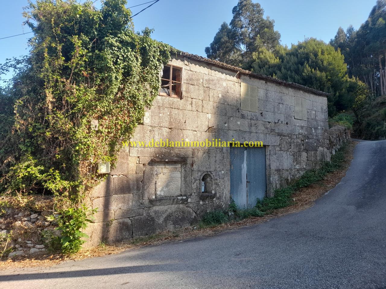 178664296379900045652_178664273634 CASONA DE PIEDRA PARA REHABILITAR CON FINCA DE 3730m2