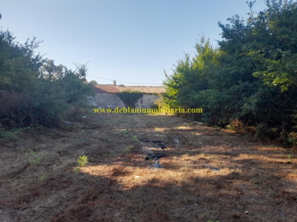 CASONA DE PIEDRA PARA REHABILITAR CON FINCA DE 3730m2