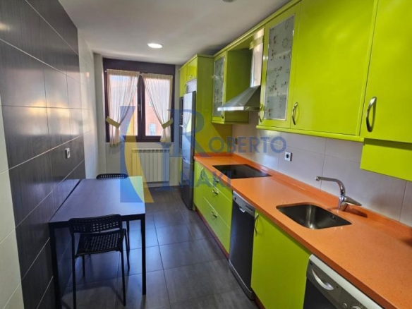 PISO SEMINUEVO