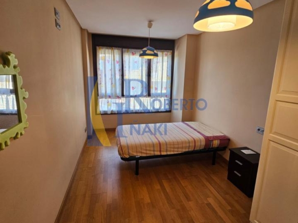 PISO SEMINUEVO