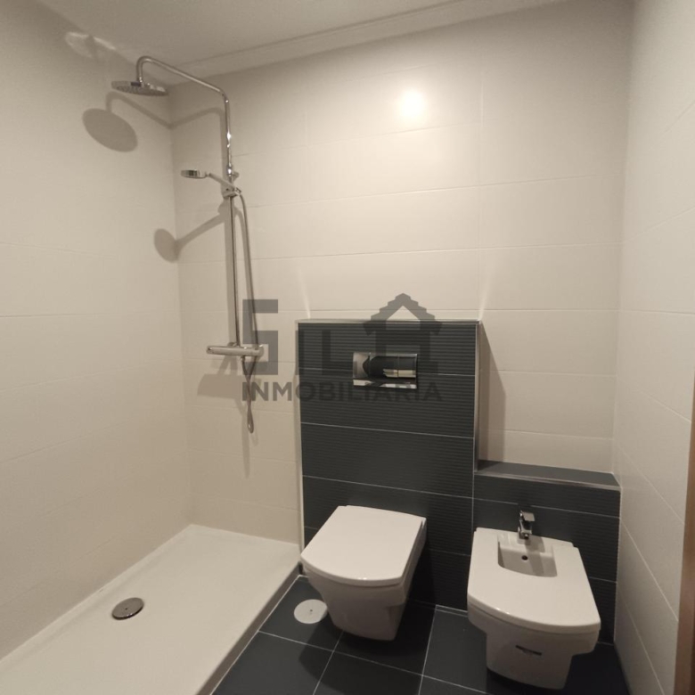 VENTA PISO ZONA CENTRO