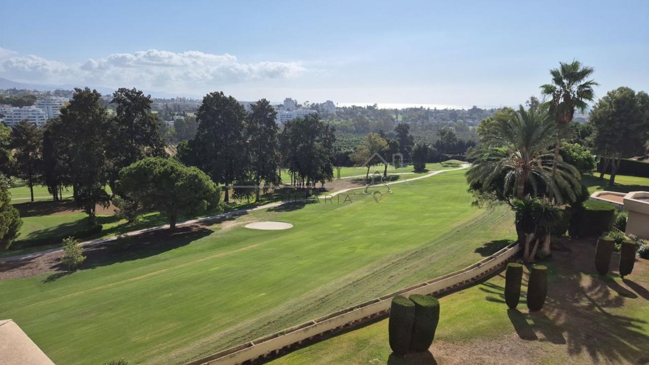178756548139500173002_175440670871 Piso en venta en zona de Golf Marbella