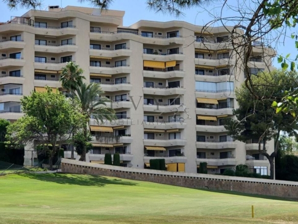 Piso en venta en  zona de Golf Marbella