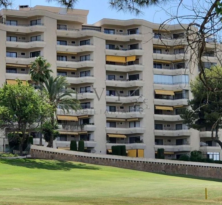Piso en venta en  zona de Golf Marbella