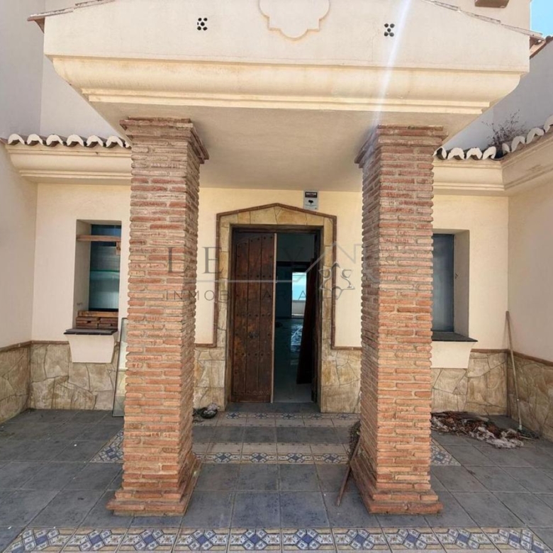 Villa  independiente frante al Mar
