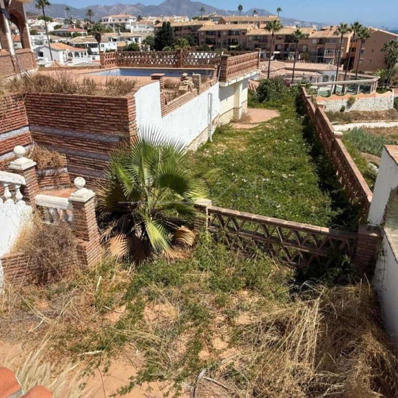 Villa  independiente frante al Mar