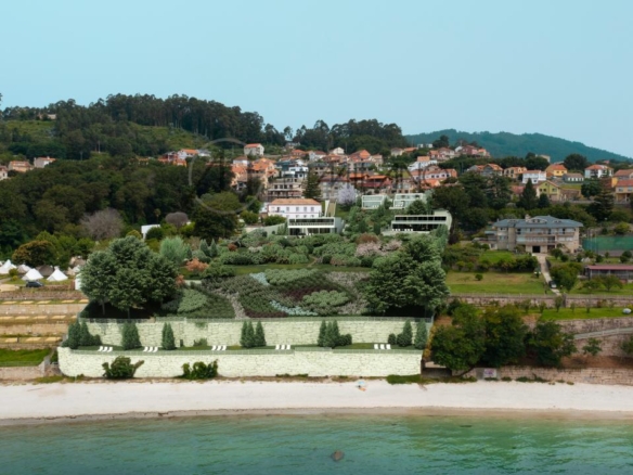 Parcelas con proyecto de lujo frente al mar en Moaña