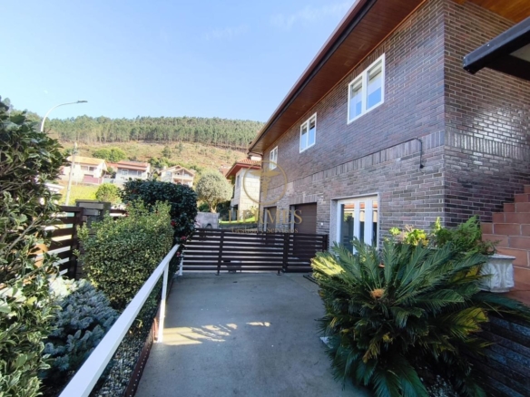 Chalet con piscina, Urbanizacion San Antoniño, Mos!!