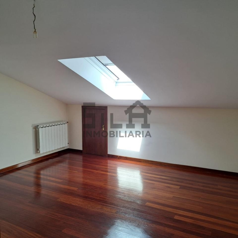 SE VENDE DÚPLEX EN VISTAHERMOSA