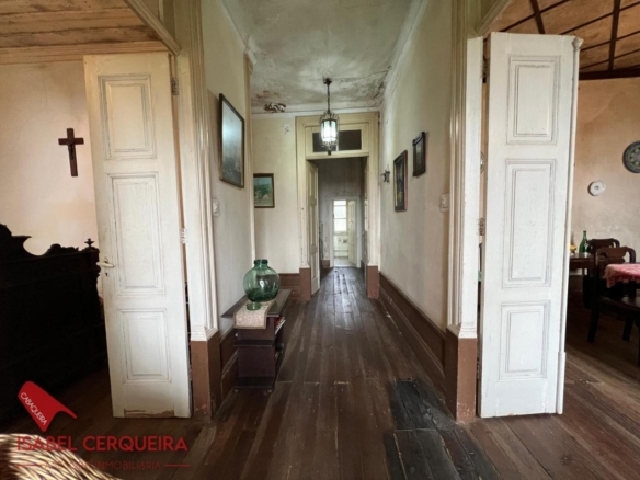 OPORTUNIDAD ÚNICA EN TOMIÑO | CASONA DE 1856 A REFORMAR · 462 M² · 9.420 M² DE FINCA