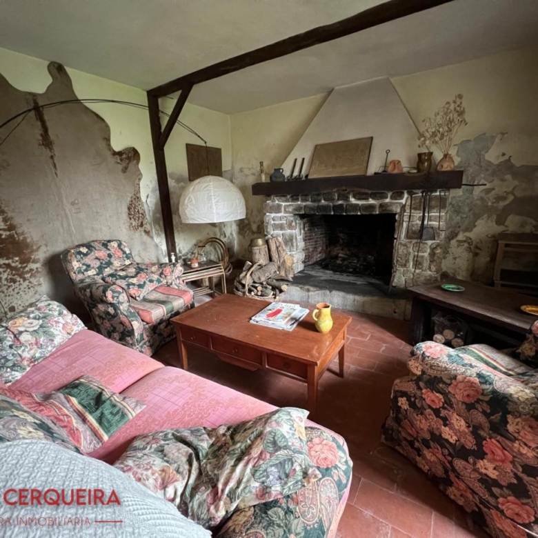 OPORTUNIDAD ÚNICA EN TOMIÑO | CASONA DE 1856 A REFORMAR · 462 M² · 9.420 M² DE FINCA