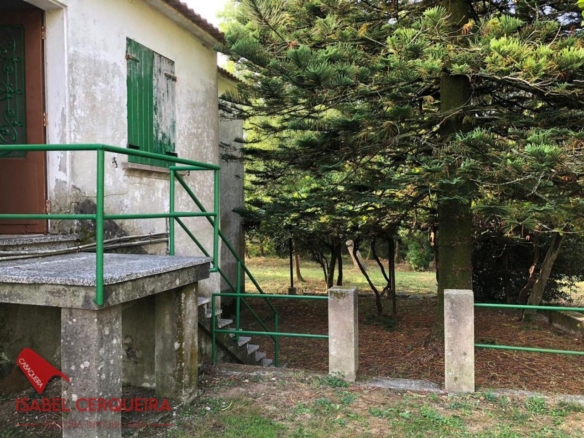 OPORTUNIDAD ÚNICA EN TOMIÑO | CASONA DE 1856 A REFORMAR · 462 M² · 9.420 M² DE FINCA