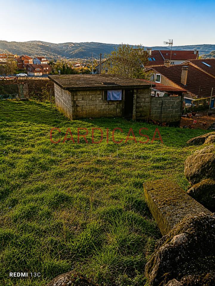 178790605855100010623_178790432135 Solar urbano en el núcleo residencial de Mos.