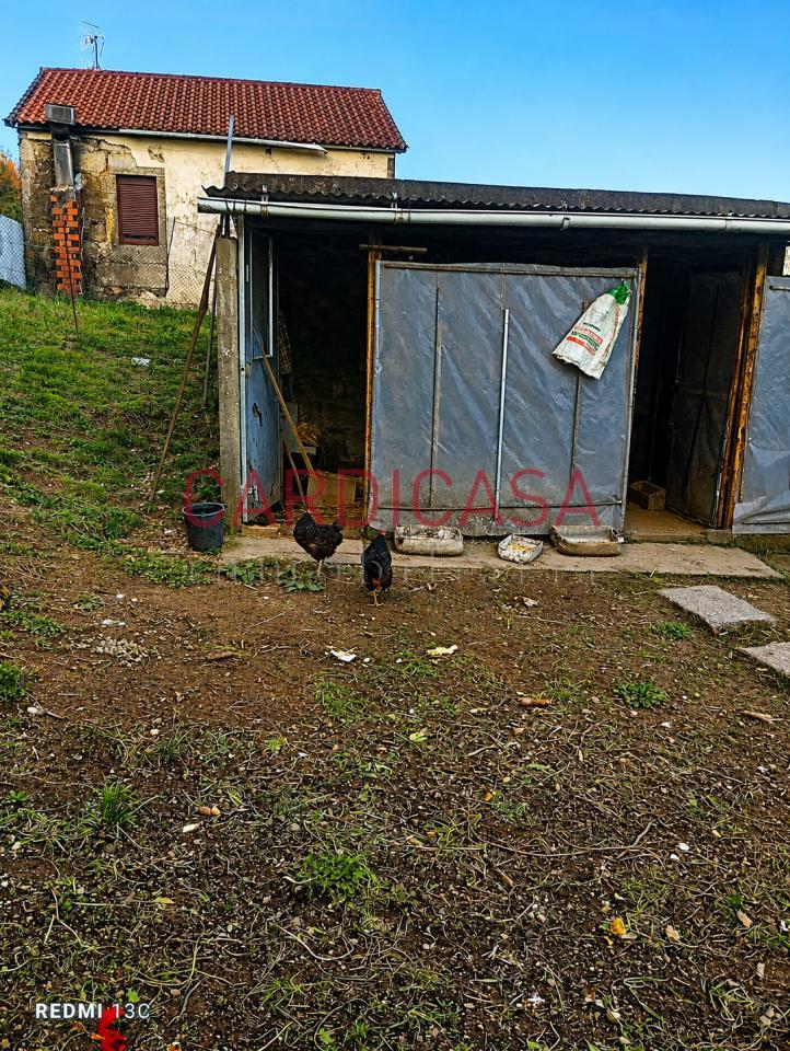 178790606090800010623_178790431376 Solar urbano en el núcleo residencial de Mos.