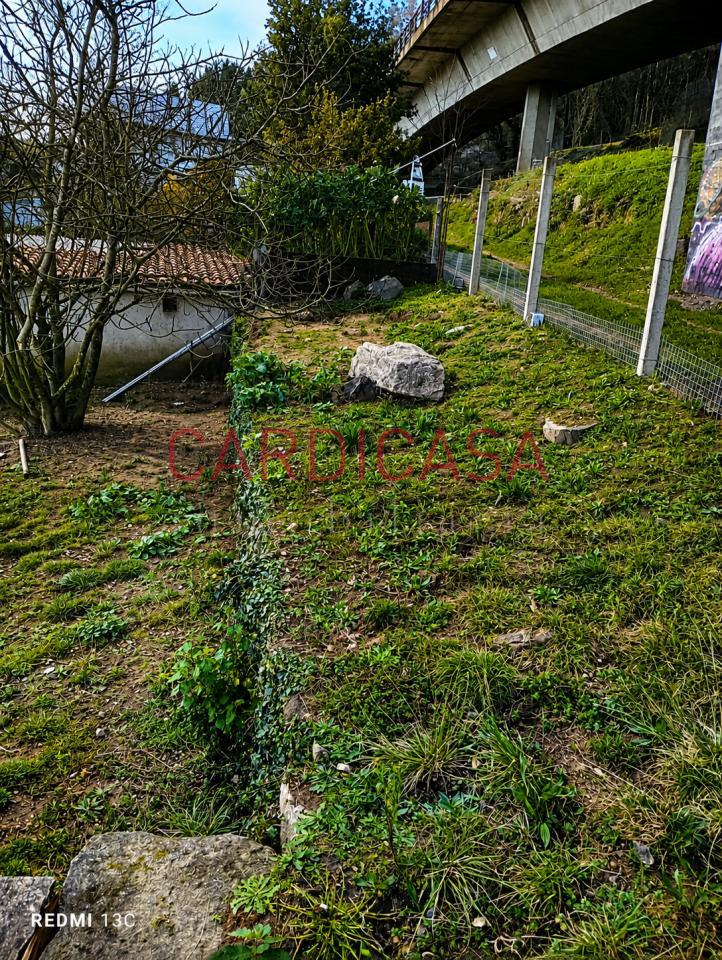 178790606113300010623_178790432063 Solar urbano en el núcleo residencial de Mos.