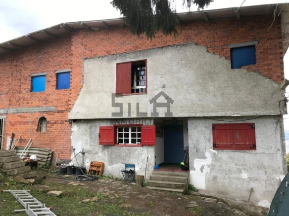 CASA EN VENTA EN VILAR DE ASTRÉS