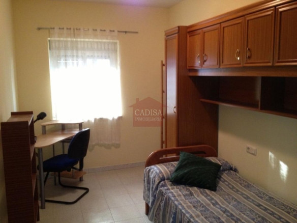 ALQUILER DE PISO PARA ESTUDIANTES POR HABITACIONES.REF:10639