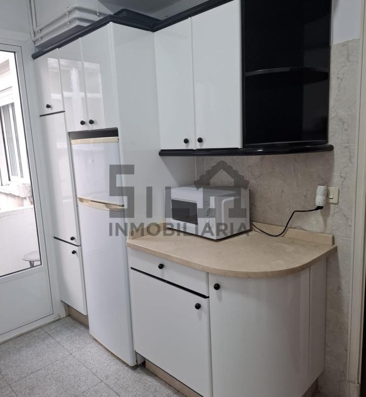 ALQUILER PISO CENTRO