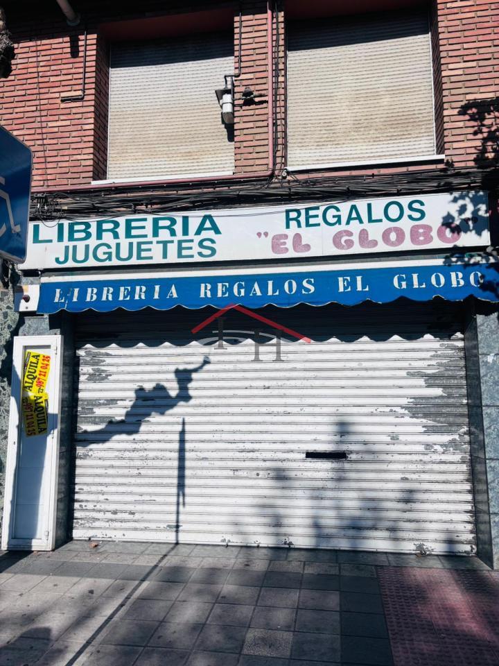 178836620243900029656_178825815792 LOCAL EN AVENIDA MARIANO ANDRÉS