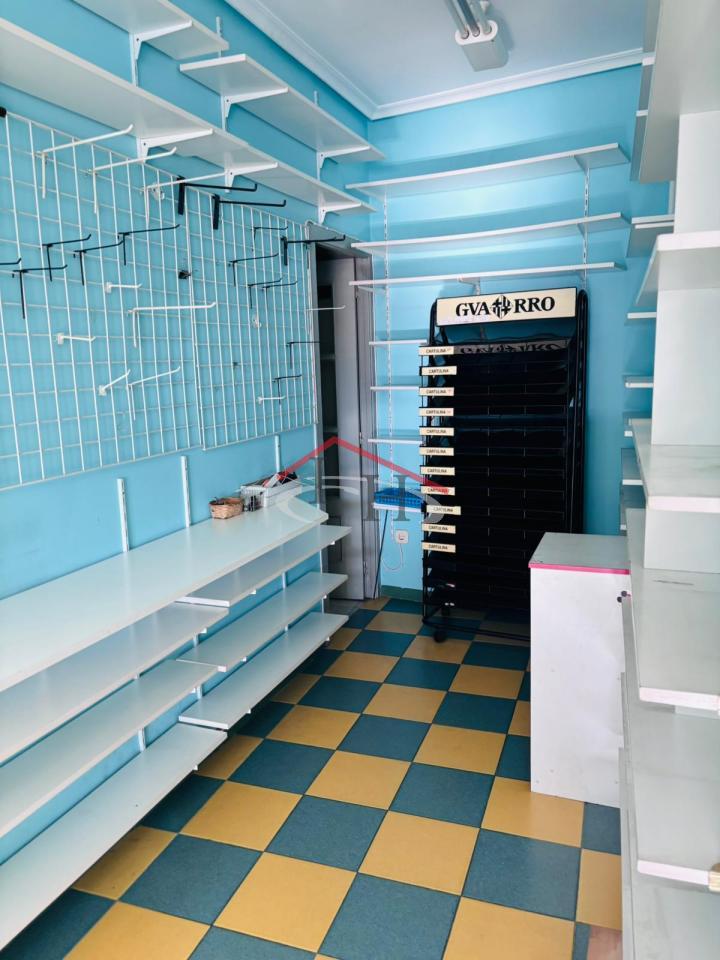 178836620506800029656_178825816031 LOCAL EN AVENIDA MARIANO ANDRÉS