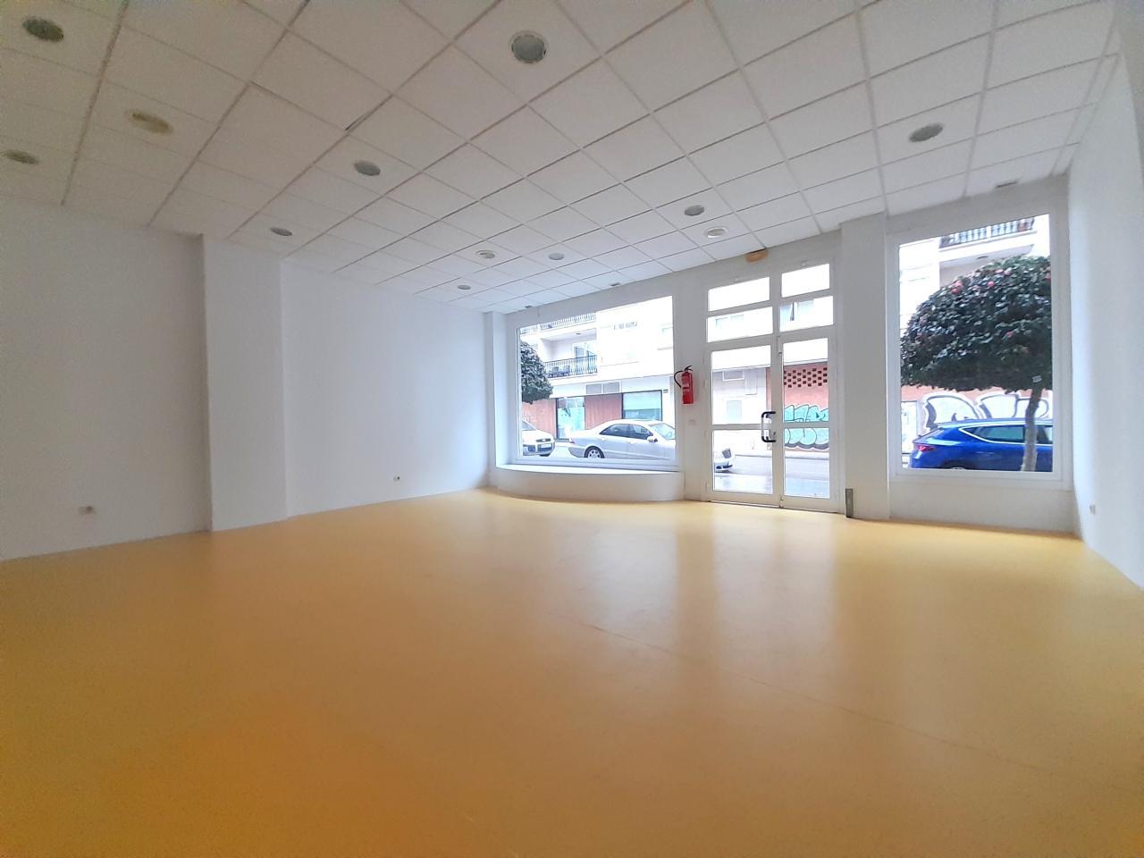 178844643646700024923_170549322910 LOCAL COMERCIAL CÉNTRICO DE 70 M2
