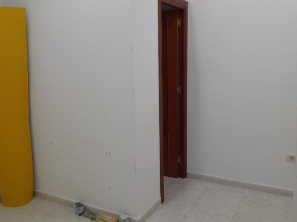 LOCAL COMERCIAL CÉNTRICO DE 70 M2