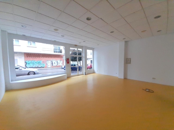 LOCAL COMERCIAL CÉNTRICO DE 70 M2