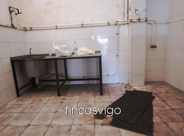 Bajo en el  Calvario