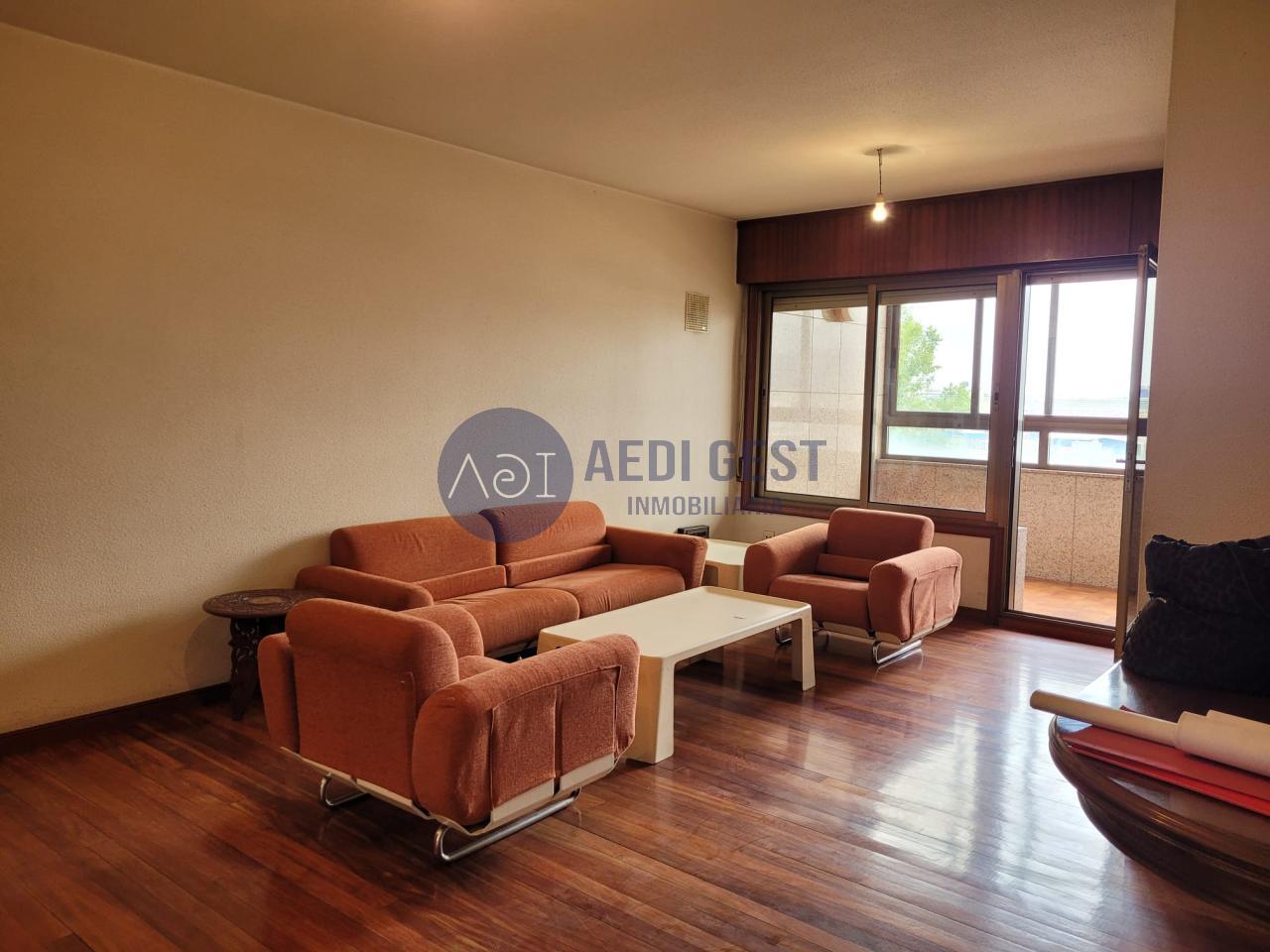 178876864039400171936_178241096764 Piso en VIGO