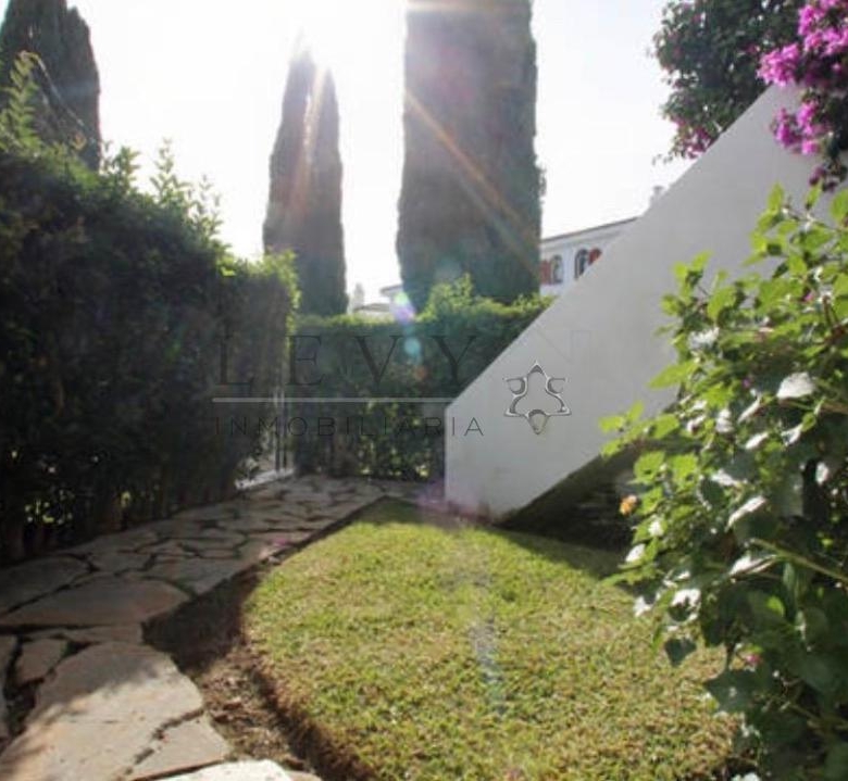 Chalet adosado en venta en Costalita
