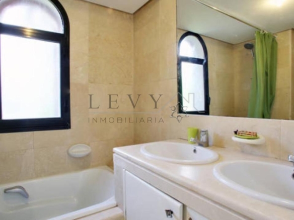 Chalet adosado en venta en Costalita