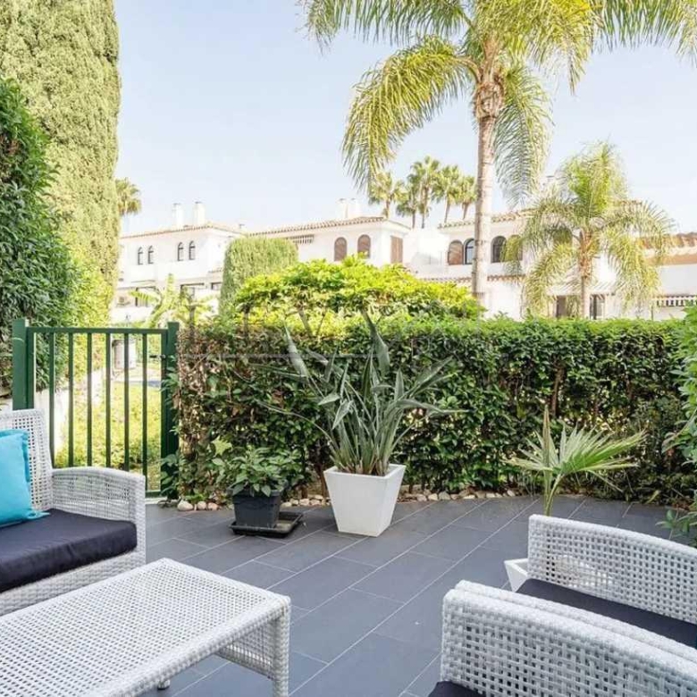 Chalet adosado en venta en Costalita