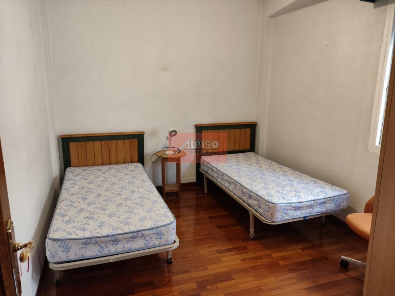 178885306212200108131_172501412947 Piso en Ourense