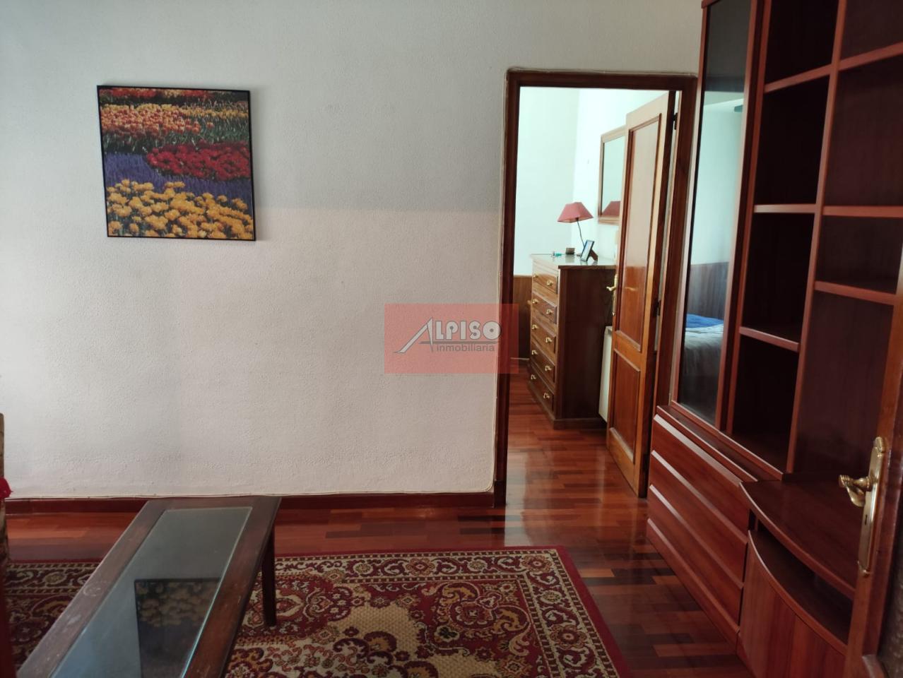 178885306233500108131_172501412647 Piso en Ourense