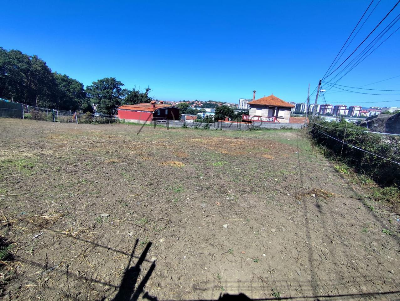 178886135470400011194_178886128498 Terreno edificable con posibilidad de construir dos viviendas en San Andrés de Comesaña, Vigo