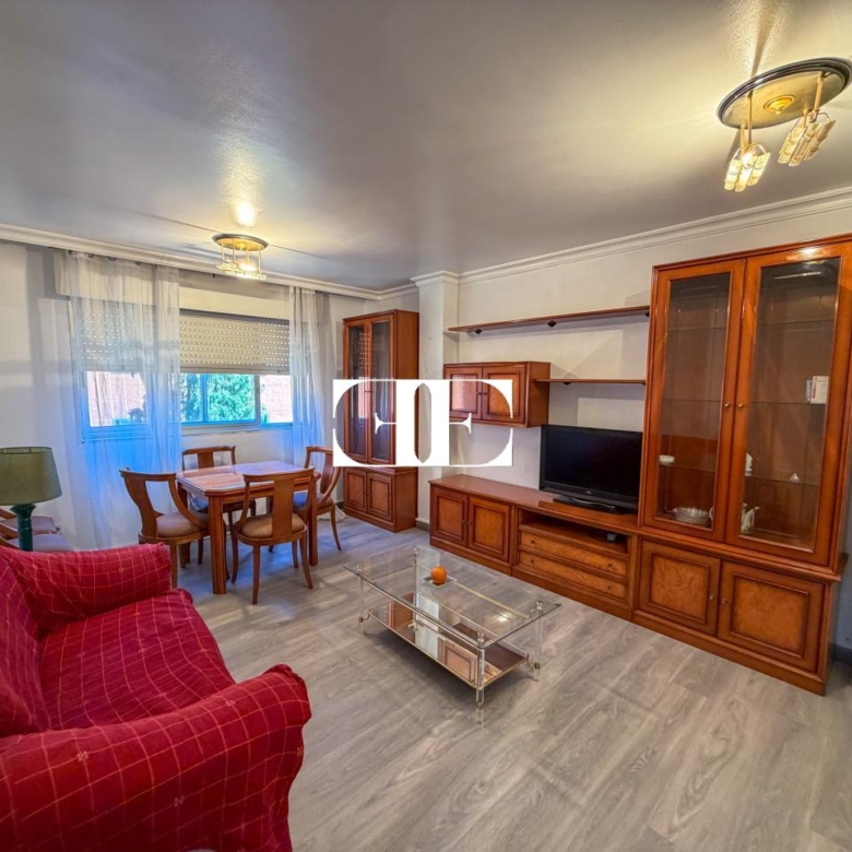 Piso en venta en Teis, Vigo, con 3 dormitorios, garaje y trastero