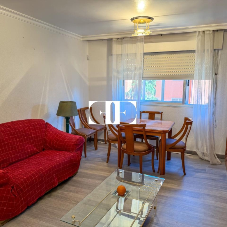 Piso en venta en Teis, Vigo, con 3 dormitorios, garaje y trastero