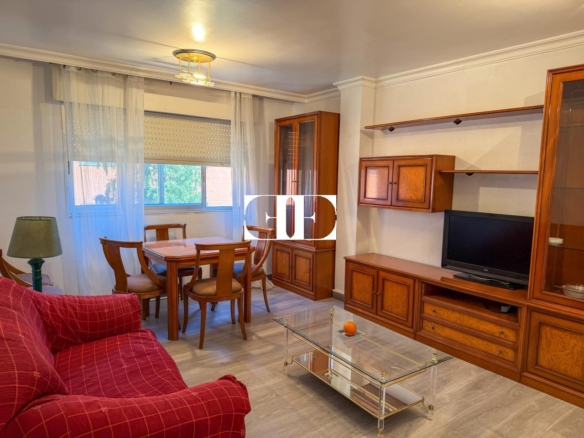 Piso en venta en Teis, Vigo, con 3 dormitorios, garaje y trastero