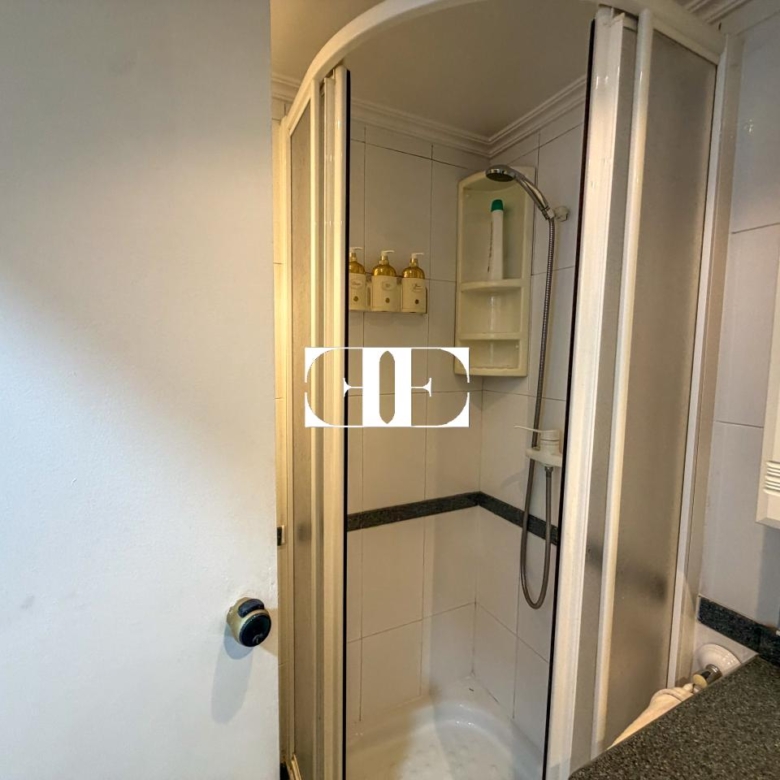 Piso en venta en Teis, Vigo, con 3 dormitorios, garaje y trastero