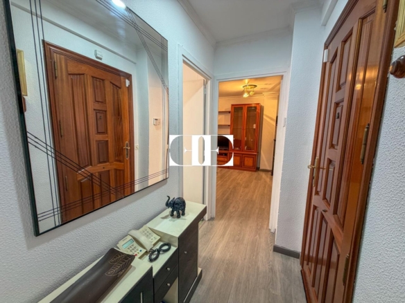 Piso en venta en Teis, Vigo, con 3 dormitorios, garaje y trastero