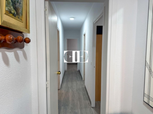 Piso en venta en Teis, Vigo, con 3 dormitorios, garaje y trastero