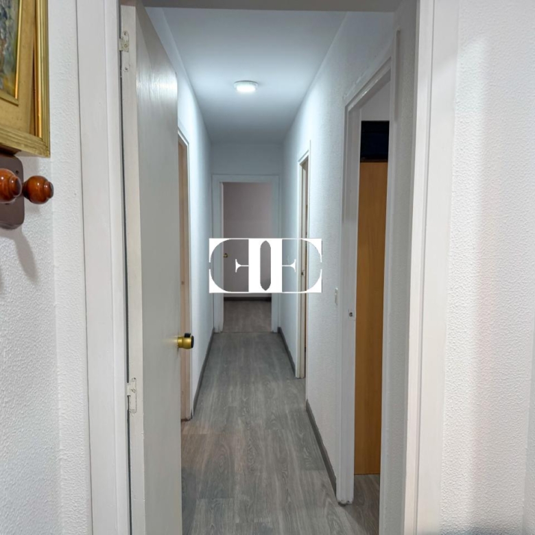 Piso en venta en Teis, Vigo, con 3 dormitorios, garaje y trastero
