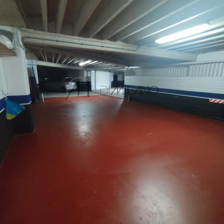 Ático dúplex en el centro de Vigo | Vistas a la ría, 5 dormitorios y 2 plazas dobles de garaje
