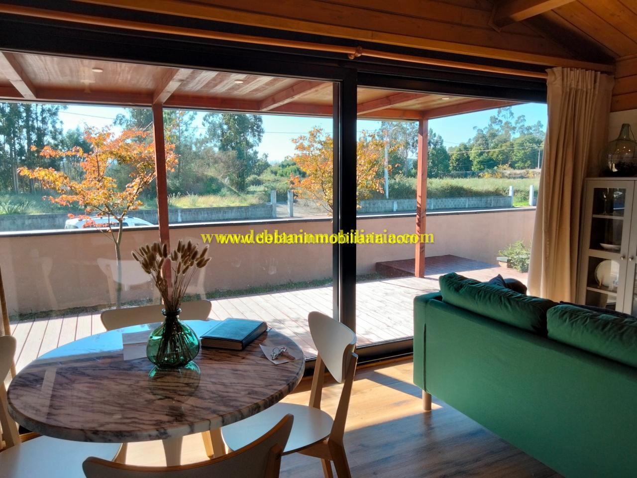 178896863223000045882_178896857275 SE ALQUILA CASA DE MADERA CON JARDÍN EN VALENÇA DO MINHO