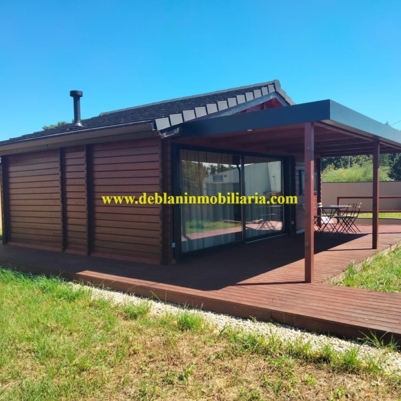 SE ALQUILA  CASA DE MADERA CON JARDÍN EN VALENÇA DO MINHO