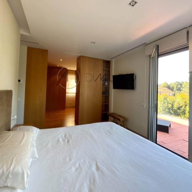 Casa con piscina en la playa. A diez minutos de Vigo